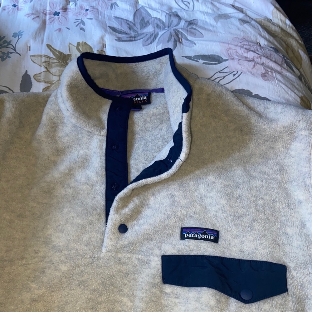 Men’s Patagonia pullover